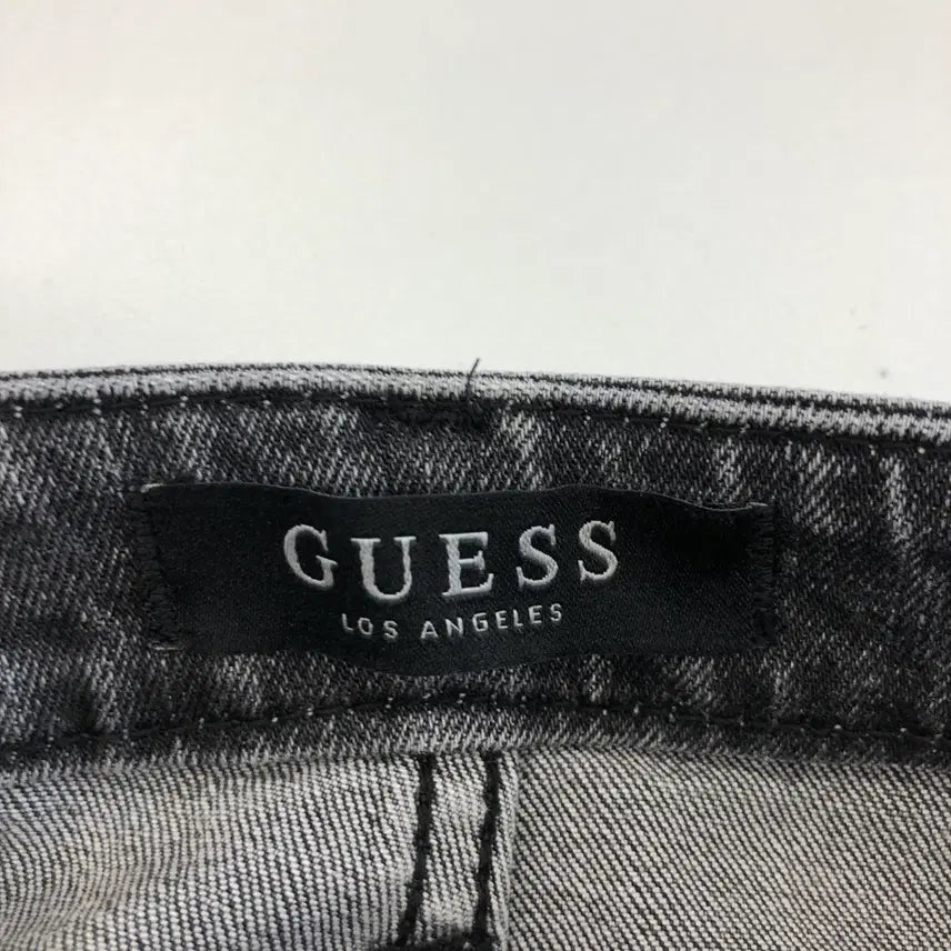 [BUNJANG] Guess Silver Logo Black Denim Jeans / 게스 은장 프리미엄 흑청데님진 23 인치
