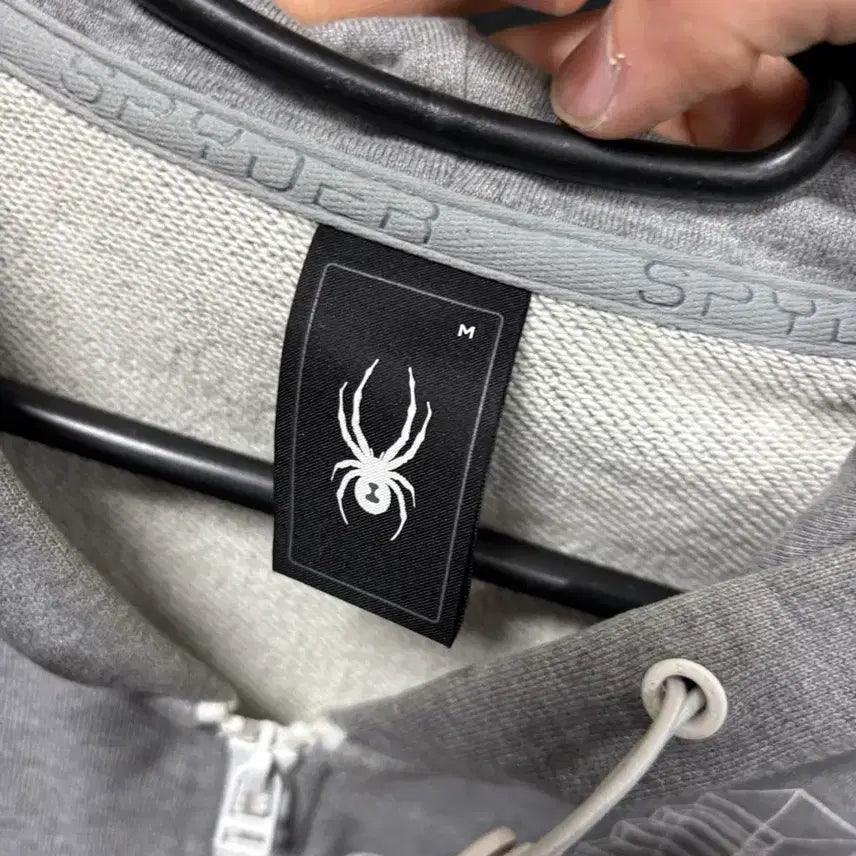 [BUNJANG] Spider Hooded Zip-up Jacket / 스파이더 정품 후드집업