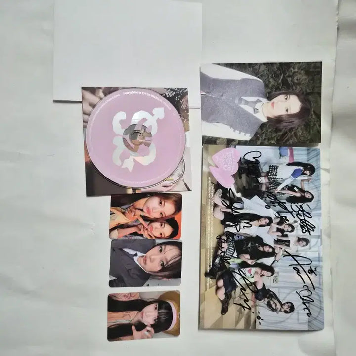[SOLD OUT] 하츠투하츠 전원싸인 민트급 cd입니다