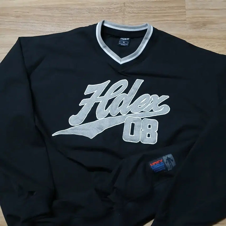 [SOLD OUT] HDEX 에이치덱스 남녀공용 웜업 브이넥 바람막이 헬스 짐웨어