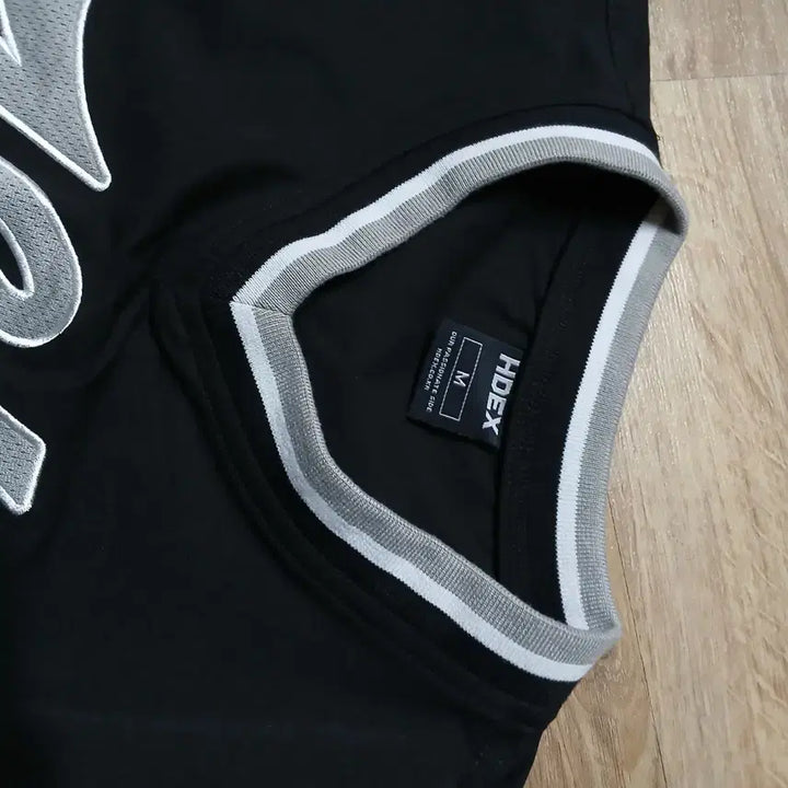 [SOLD OUT] HDEX 에이치덱스 남녀공용 웜업 브이넥 바람막이 헬스 짐웨어