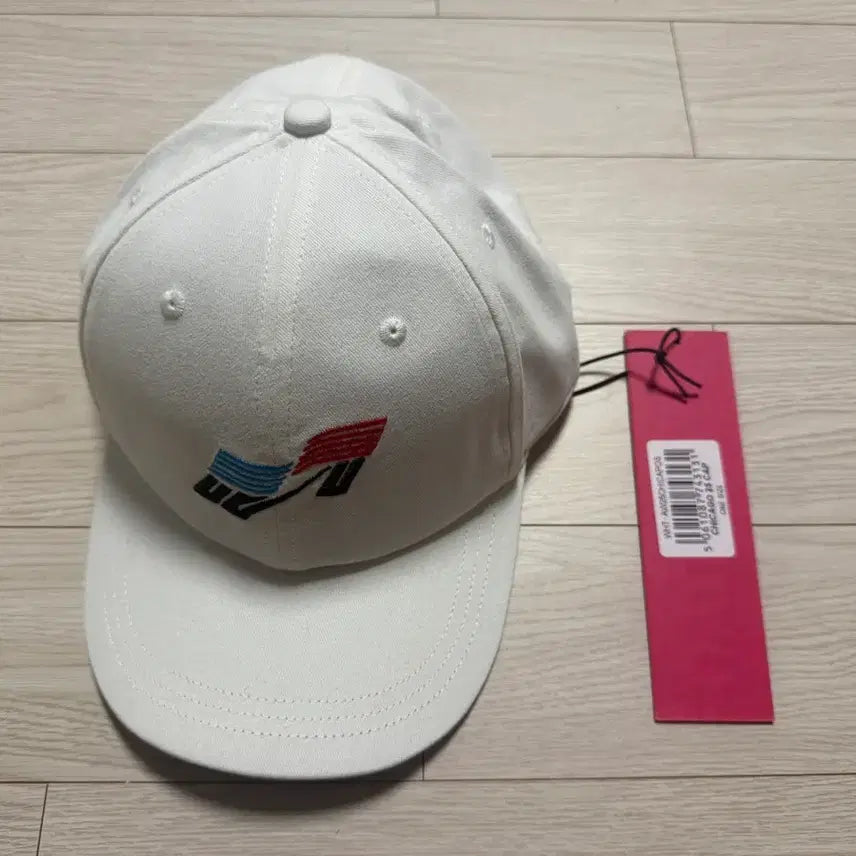 [SOLD OUT] UVU 시카고 25 캡 화이트
