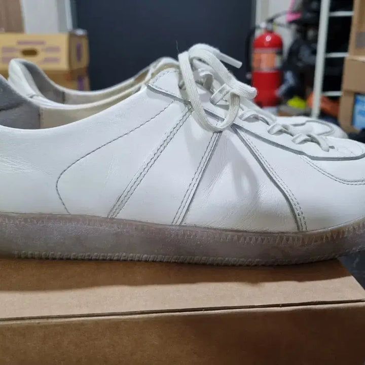 [SOLD OUT] 조셉트 JACOB 크림 스니커즈 265