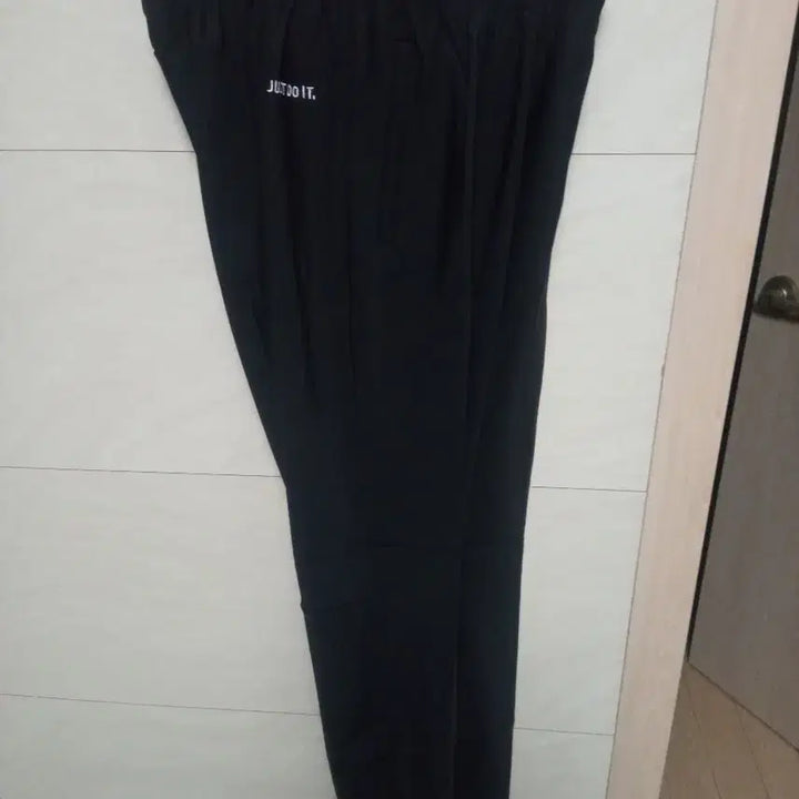 [BUNJANG] Nike Dri-FIT Spring/Fall Training Pants L Black / 나이키 드라이핏 춘추용 팬츠 L 블랙 새상품