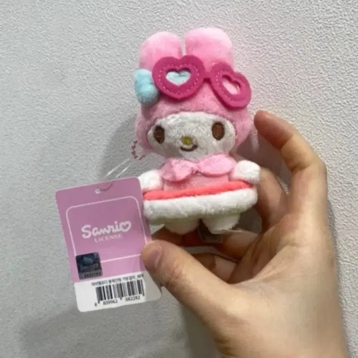[BUNJANG] Sanrio My Melody Winter &amp; Pool Doll Keyring Bundle Set / 산리오 마이멜로디 겨울, 수영장 인형 키링(일괄)