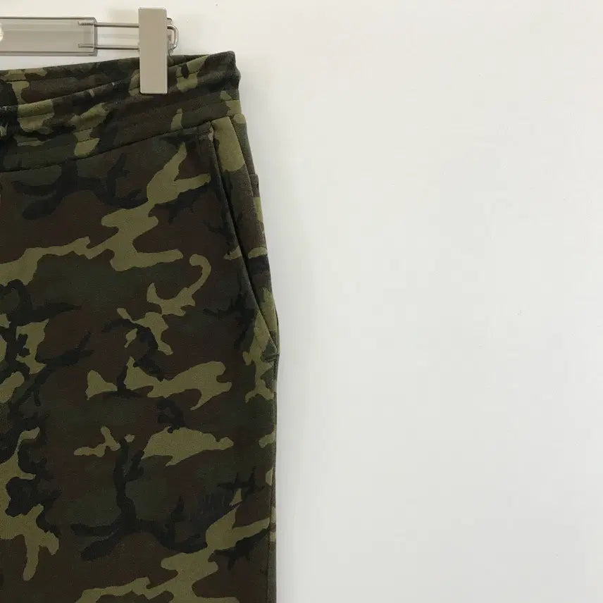 [BUNJANG] Nike Tech Fleece Camo Jogger Pants (L) / 나이키 카모 테크플리스 조거팬츠 [L]