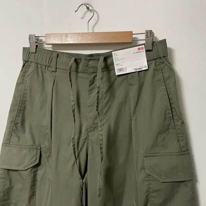[SOLD OUT] 미사용 32-33 유니클로 면 나일론 카고 밴딩 와이드팬츠 바지 정품