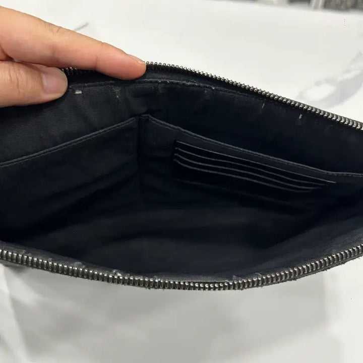 [BUNJANG] Dior Oblique iPad Clutch Bag / 디올 오블리크 아이패드 클러치백