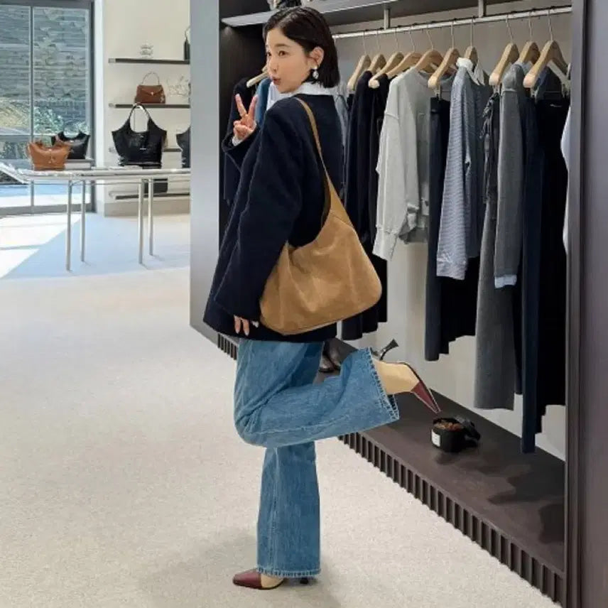 [BUNJANG] Joy Gryson Adele Hobo Bag Suede / 조이그라이슨 아델 호보백 스웨이드