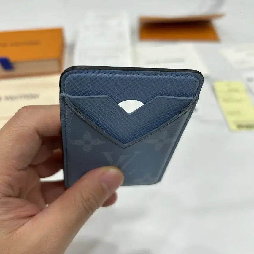 [BUNJANG] Louis Vuitton Sky Blue MagSafe Card Wallet / {정품} 루이비통 스카이블루 맥세이프 카드지갑