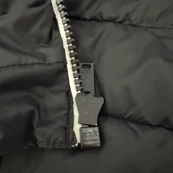 [BUNJANG] Moncler Lightweight Padded Jacket / 몽클레어 구형 경량패딩