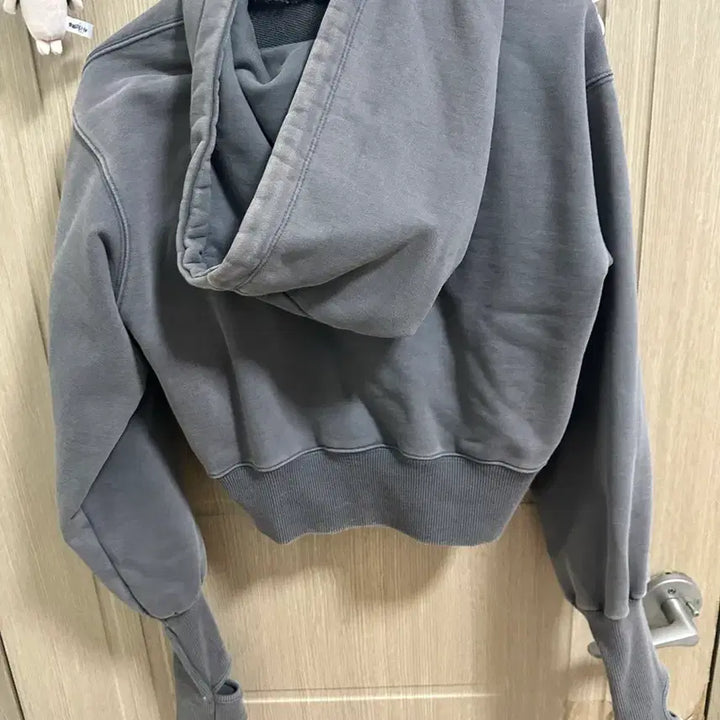 [BUNJANG] 3 times Fairy Hoodie Charcoal S / 쓰리타임즈 페어리 후드 차콜 s 크롭 후드 낫유어로즈 발레코어