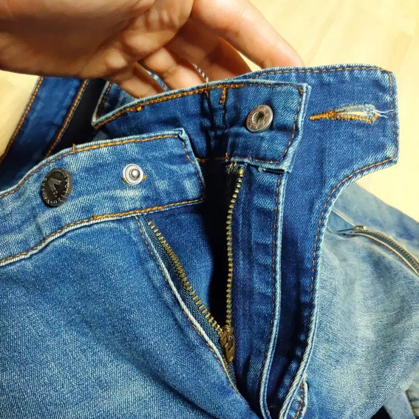 [BUNJANG] Bolero Biker Jeans 34 / 바이커진 중청 34 볼레로 보호구 정품 배달용품