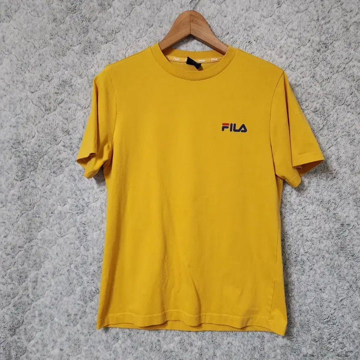 [BUNJANG] Fila Short Sleeve T-Shirt Size 95 / 79A [95] 휠라 반팔 티셔츠