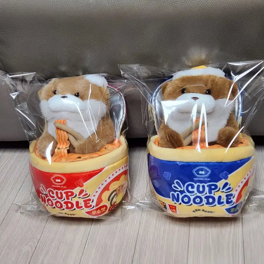 [BUNJANG] Ramen Usouso-chan Plush Doll Set (2 Types) / 라면 우소우소짱 봉제인형 2종 세트