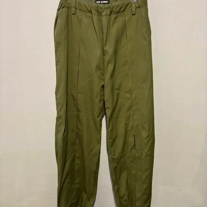 [BUNJANG] ESC Studio Limited Edition Track Pants / ESC스튜디오 한정판 트랙팬츠
