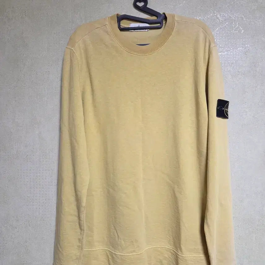 [SOLD OUT] 스톤아일랜드 라임 맨투맨 L