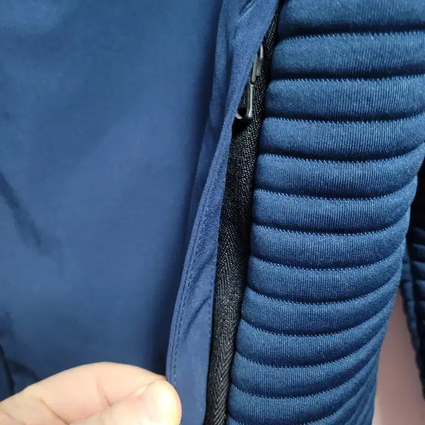 [BUNJANG] Under Armour Navy Warm-up Jacket / 언더아머 네이비 웜업 자켓