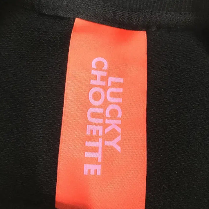 [SOLD OUT] 럭키슈에뜨 여성 맨투맨 만원샵 DD14