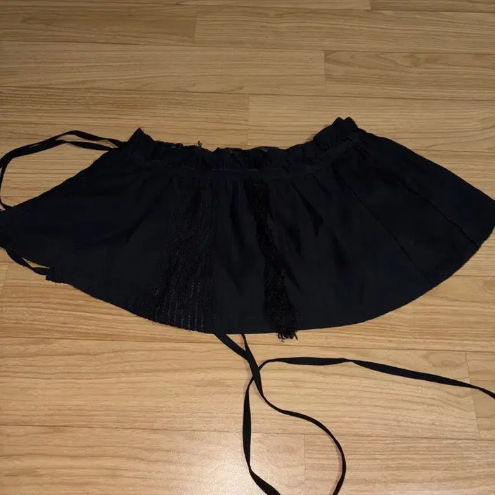 [BUNJANG] Matinkim Rough Patchwork Layered Skirt / [마뗑킴] 러프 패치워크 레이어드 스커트