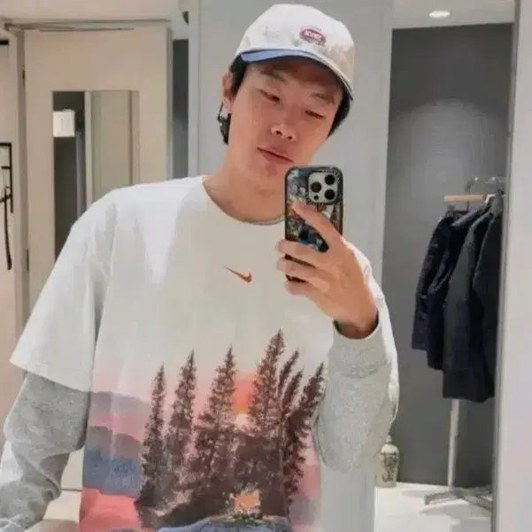 [SOLD OUT] 나이키 트레이크 녹타 풍경 반팔티!새상품!