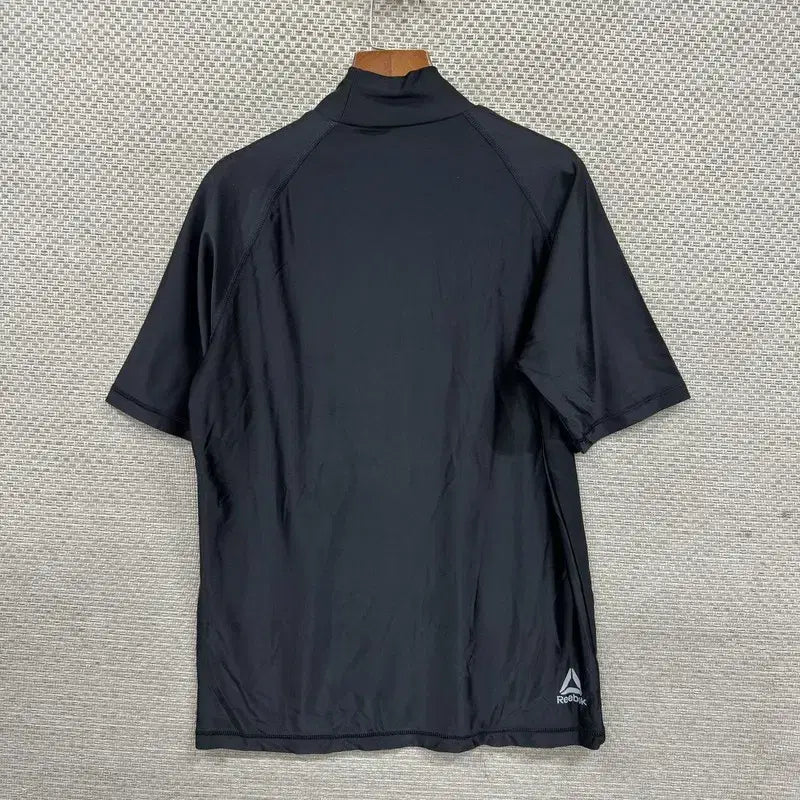 [BUNJANG] Reebok Printing Logo Rash Guard Short Sleeve T-Shirt L / 리복 프린팅로고 래쉬가드 반팔티 L A09137