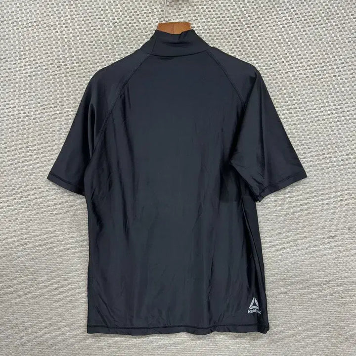 [BUNJANG] Reebok Printing Logo Rash Guard Short Sleeve T-Shirt L / 리복 프린팅로고 래쉬가드 반팔티 L A09137