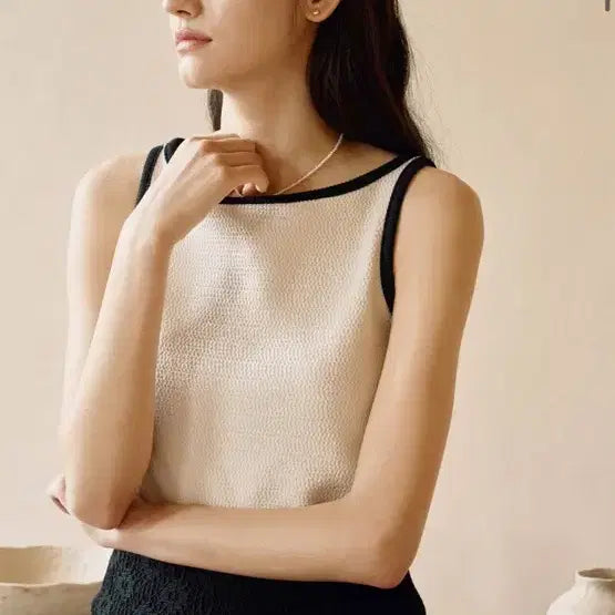 [BUNJANG] Unedit Ivory Sleeveless Top / 새상품) 언에디트 텍스처 슬리브리스 나시 - 아이보리