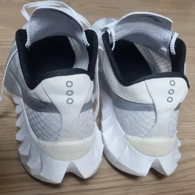 [SOLD OUT] 엔돌핀 프로4 275사이즈