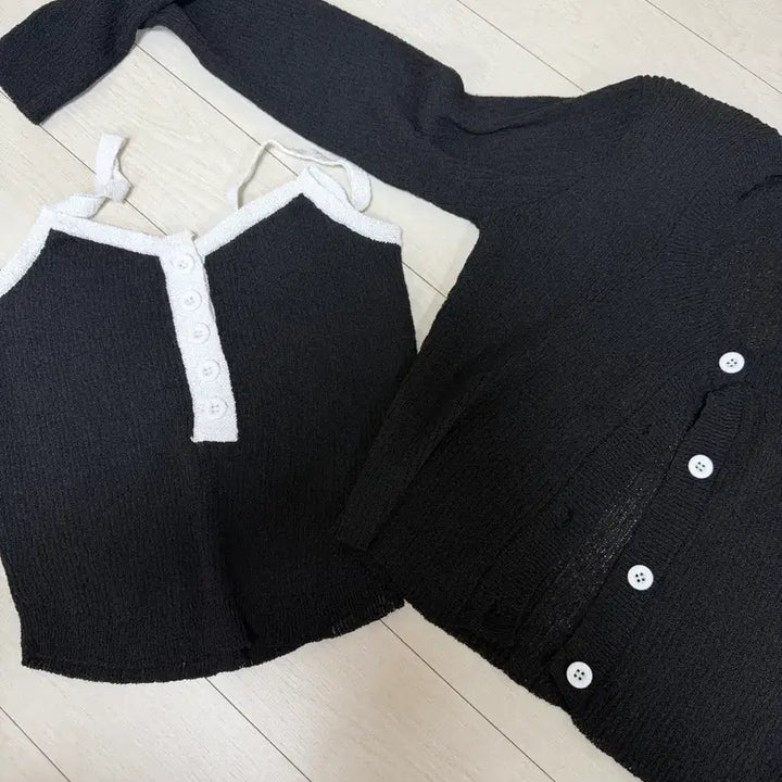 [BUNJANG] Endorphin Color Block Line Tank Top and Cardigan Set / 엔돌핀 배색 라인 나시 가디건 세트