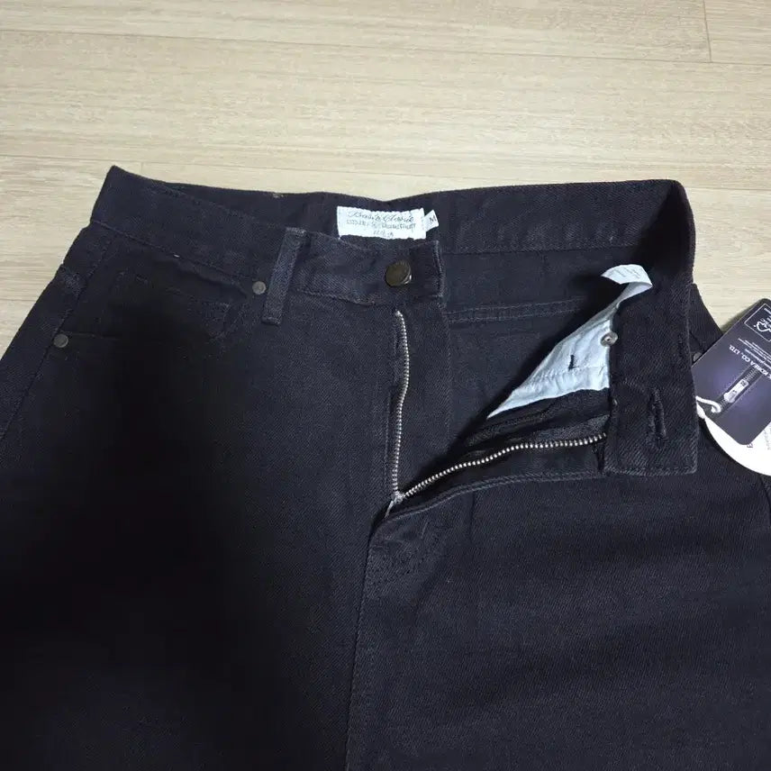 [BUNJANG] ANDYOUBROWN Black Jeans (M) / 블랙 청바지(ANDYOUBROWN)  M