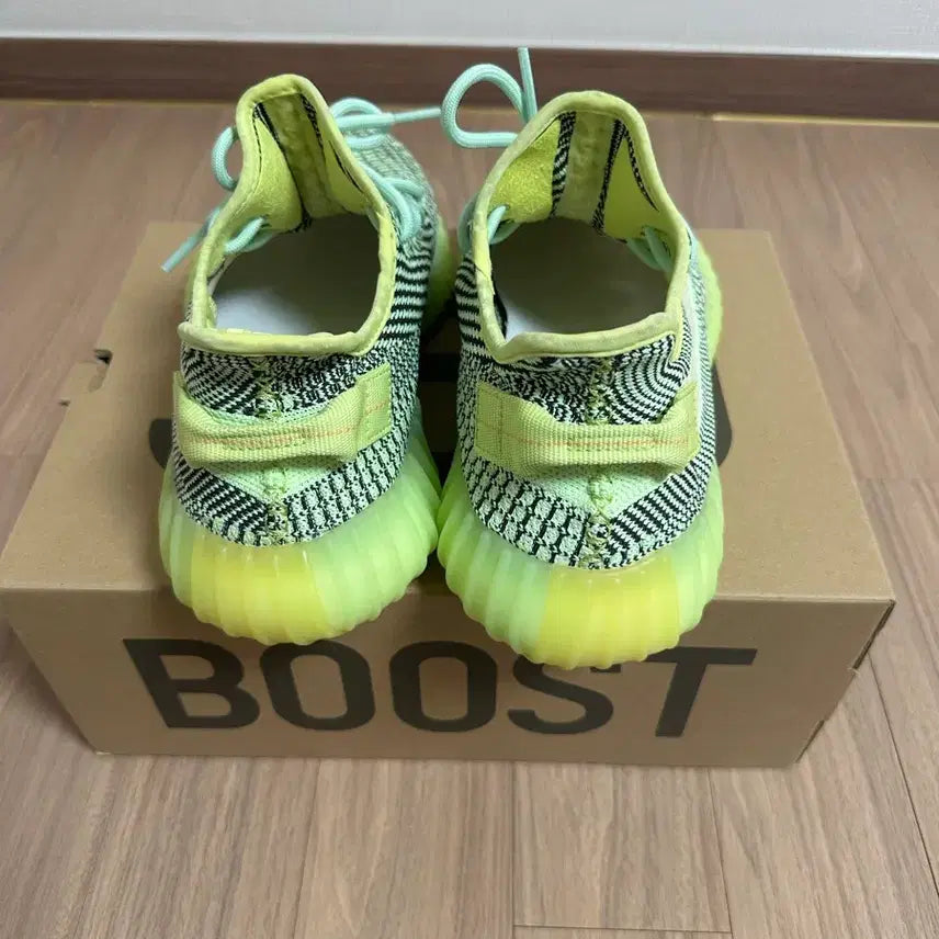 [BUNJANG] Adidas Yeezy Boost 350 V2 Yeezreel Non-Reflective Sneakers / 아디다스 이지 부스트 350 V2 이즈릴 논리플렉티브 285 28.5