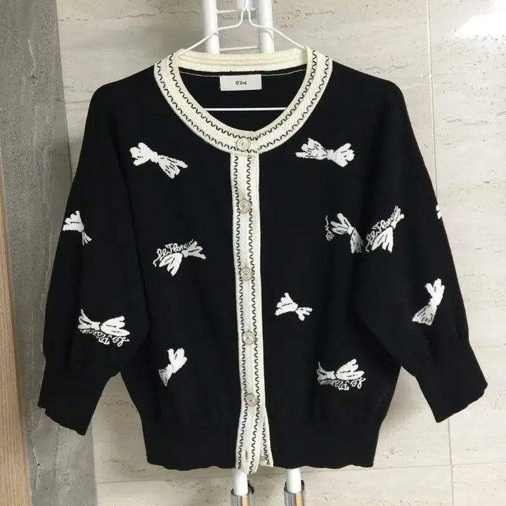 [SOLD OUT] 오즈세컨 22 시그니처 버튼 배색 가디건 85