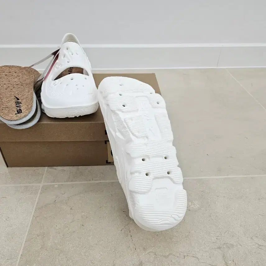 [BUNJANG] Nike ISPA Universal Natural / [260] 나이키 ISPA 유니버셜 내츄럴