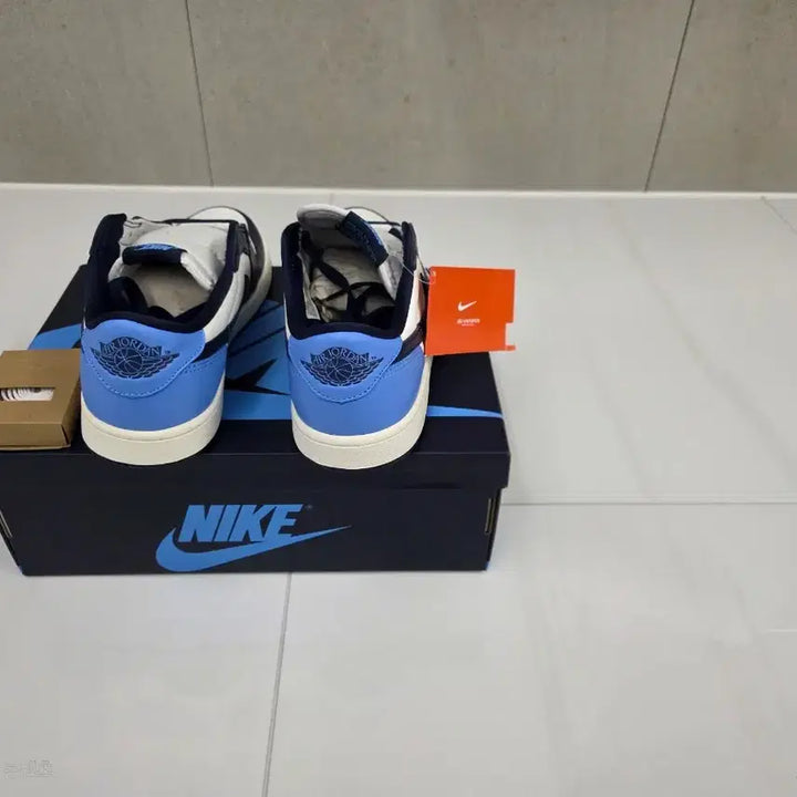 [BUNJANG] Jordan 1 Low Obsidian / [260] 조던 1 로우 옵시디언