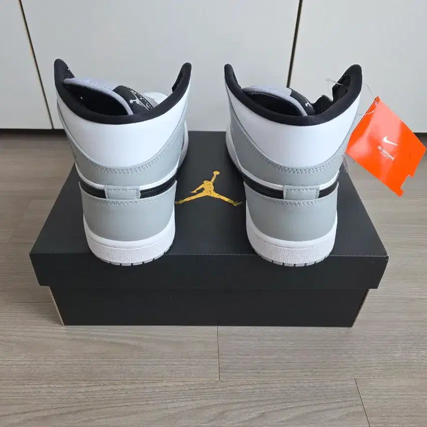 [BUNJANG] Nike Jordan 1 Mid Light Smoke Grey / [260] 조던 1 미드 라이트 스모크 그레이