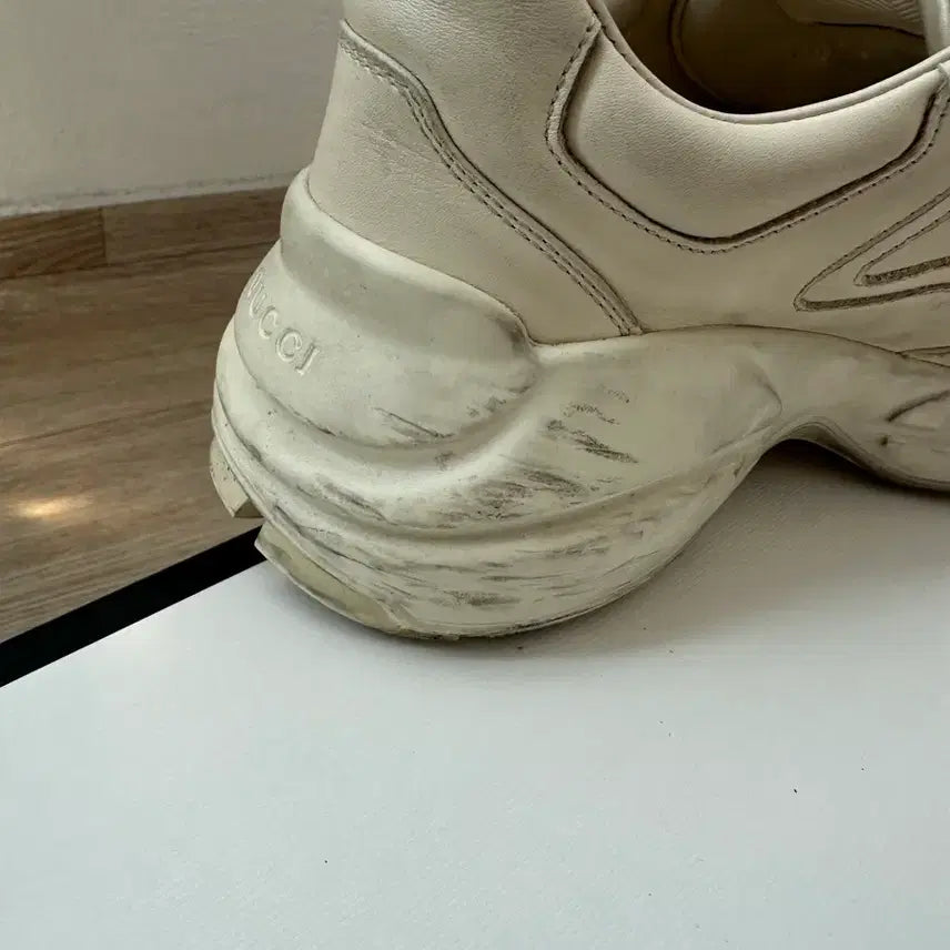 [BUNJANG] Gucci Rhyton Dirty Size 5 Sneakers / 구찌 라이톤 더디 5사이즈 팝니다
