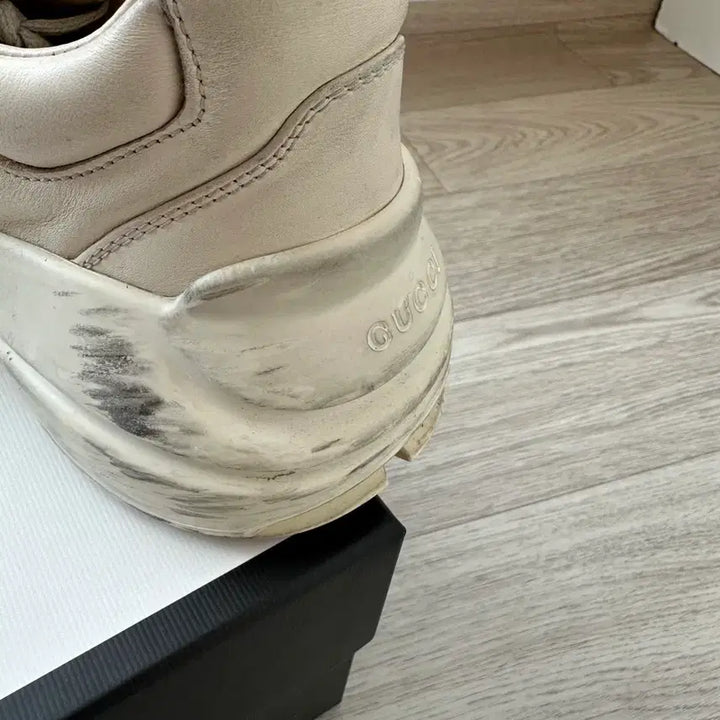 [BUNJANG] Gucci Rhyton Dirty Size 5 Sneakers / 구찌 라이톤 더디 5사이즈 팝니다