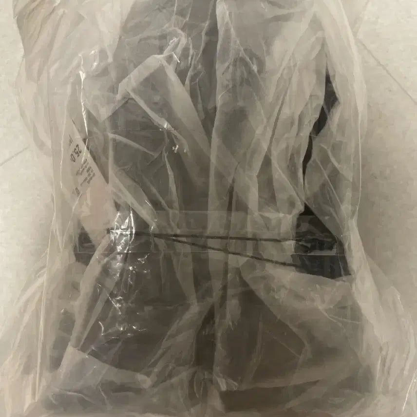 [SOLD OUT] 유니클로 스퀘어 플랫슈즈 블랙 250