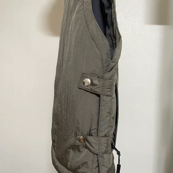[SOLD OUT] 르마드 패디드 후드 베스트