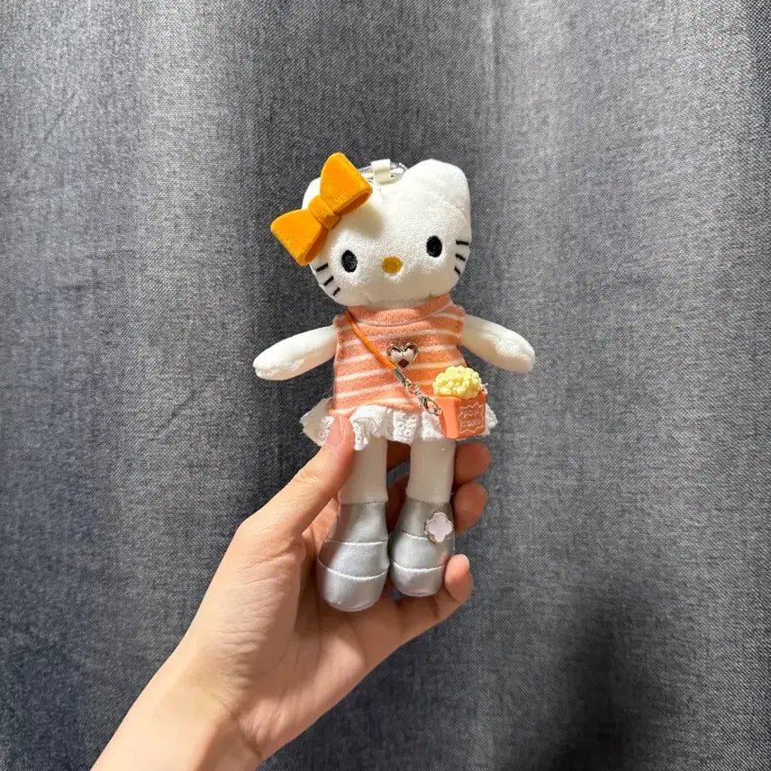 [SOLD OUT] 고퀄 롱다리 키티