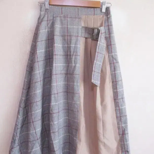 [BUNJANG] Beige Check Skirt / 베이지 체크 스커트