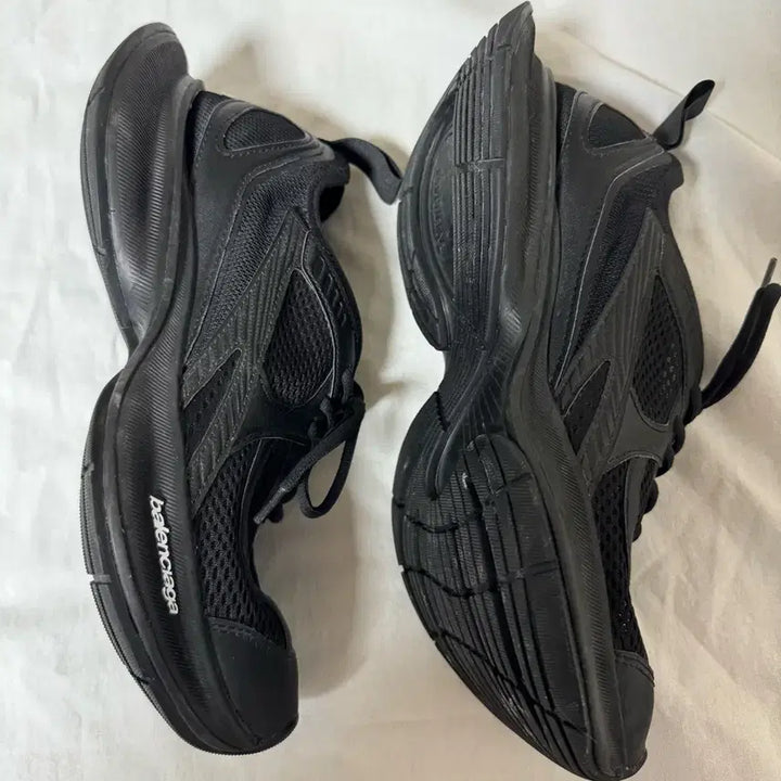 [BUNJANG] Balenciaga Circuit Sneakers Black 38 / 발렌시아가 서킷 스니커즈 블랙 38