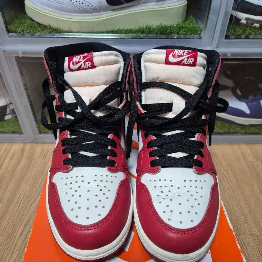 [BUNJANG] Nike Air Jordan 1 High Retro OG Chicago 2022 Sneakers / [260] 조던 1 하이 레트로 OG 시카고 2022