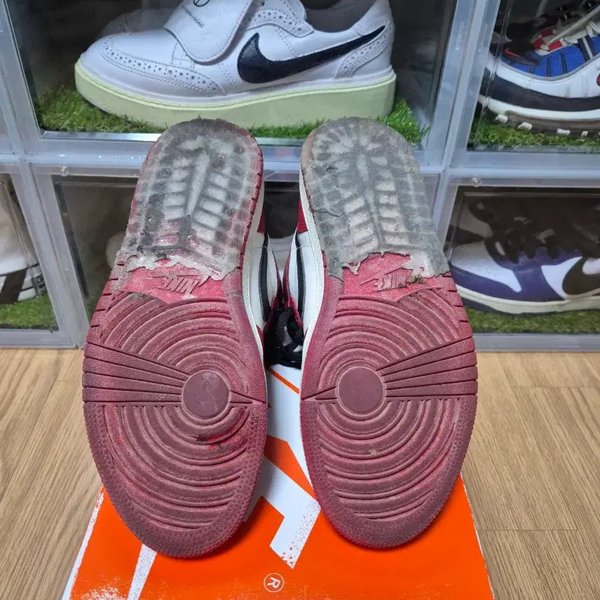 [BUNJANG] Nike Air Jordan 1 High Retro OG Chicago 2022 Sneakers / [260] 조던 1 하이 레트로 OG 시카고 2022