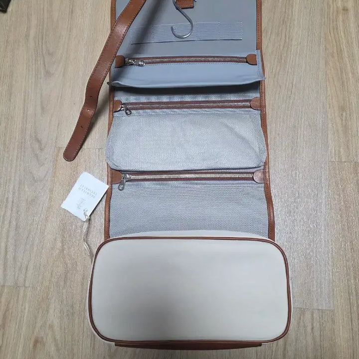 [BUNJANG] Brunello Cucinelli Travel Pouch Bag / 브루넬로 쿠치넬리 트래블 파우치 가방 새제품 팝니다.