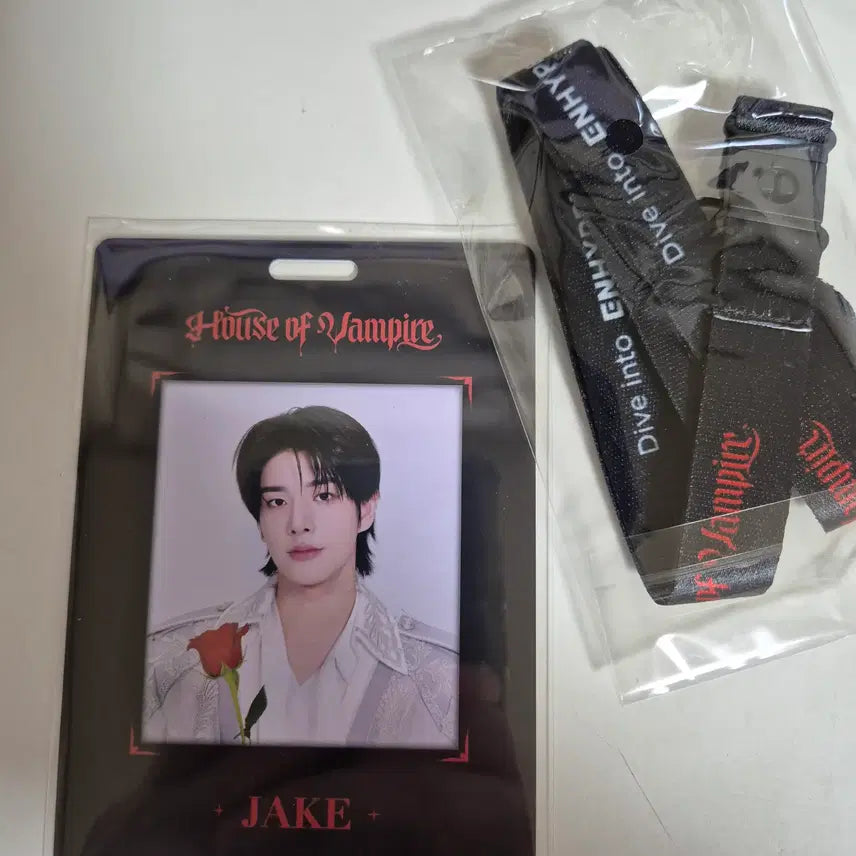 [SOLD OUT] 엔하이픈 일본팝업 굿즈 제이크 JAKE
