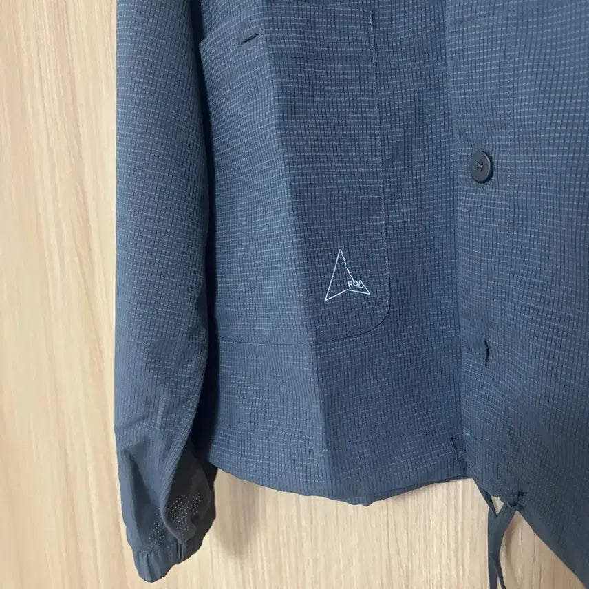 [BUNJANG] ROA Perforated Shirt Jacket / [새상품] ROA 로아 하이킹 코치 셔츠 자켓