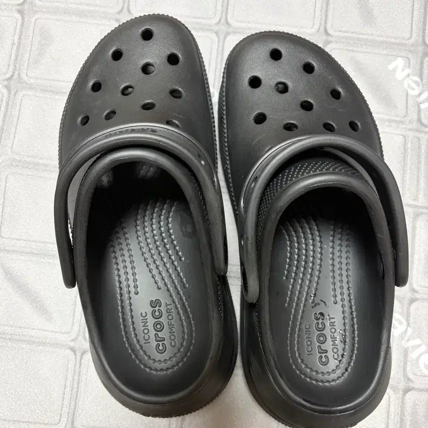 [SOLD OUT] 크록스 크러쉬 클로그 220