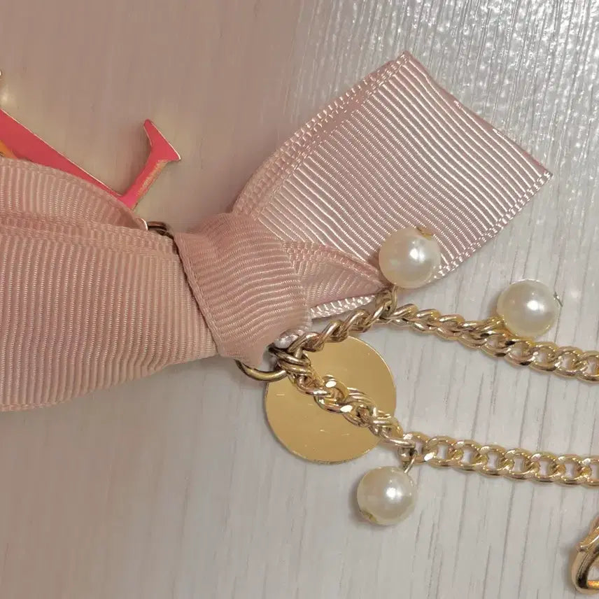 [BUNJANG] Jill by Jill Stuart Initial T Charm Keyring / 질바이질스튜어트 리본 이니셜 키링 t 챰 오시카츠 양산형 지뢰계 스나계